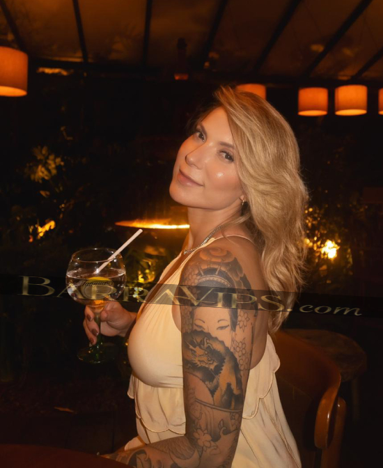 Acompanhantes e garotas de programa 